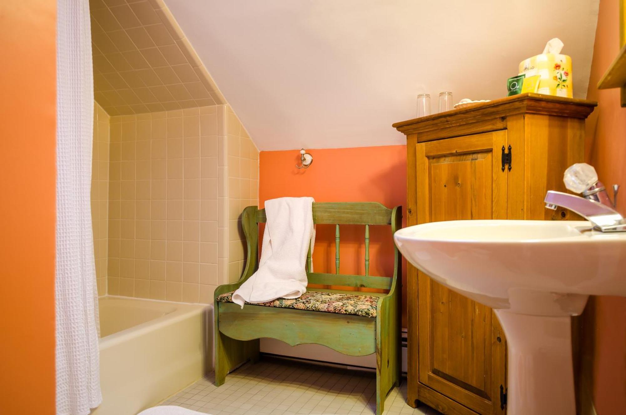 Ventnor Carisbrooke Inn Bed & Breakfast מראה חיצוני תמונה